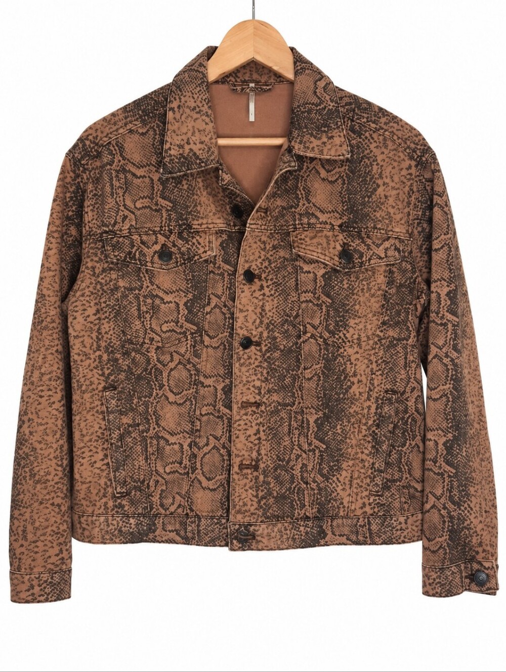 FREE PEOPLE Brown Snake Print Trucker Denim Jean Jacket Small 0 2 3